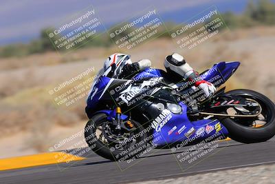 media/Oct-08-2022-SoCal Trackdays (Sat) [[1fc3beec89]]/Turn 16 (125pm)/